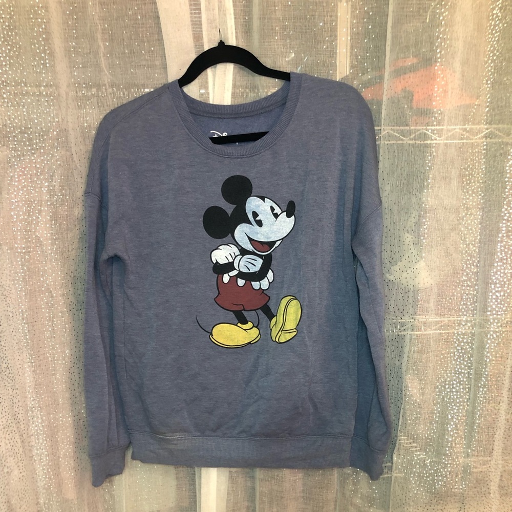 Wore this once on a trip to Disneyland. Still in great shape. Just don’t wear it